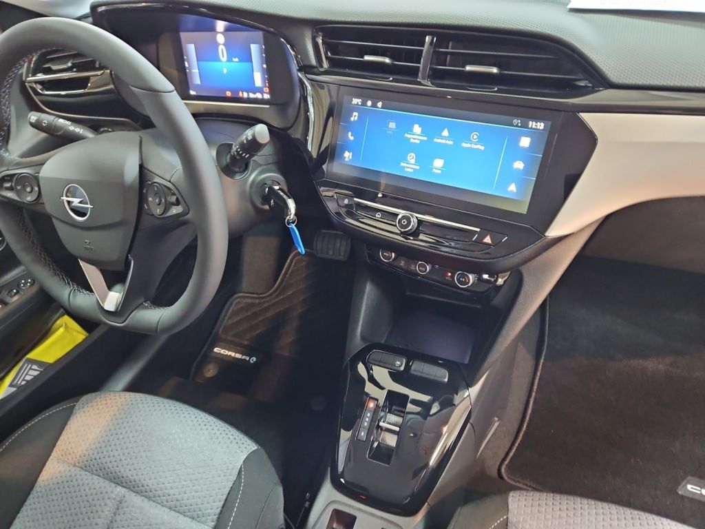 Fahrzeugabbildung Opel Corsa Electric Edition