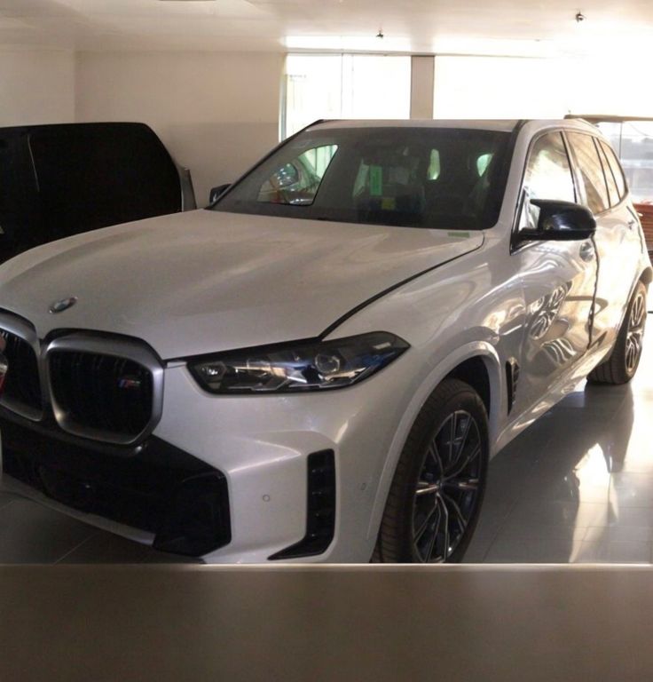 BMW X5 M60 i xDrive PROTECTION*VR6*FACTORY ARMORING*