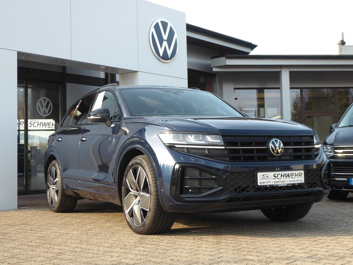 Volkswagen Touareg R-Line 3.0 V6 4MOTION foto 2