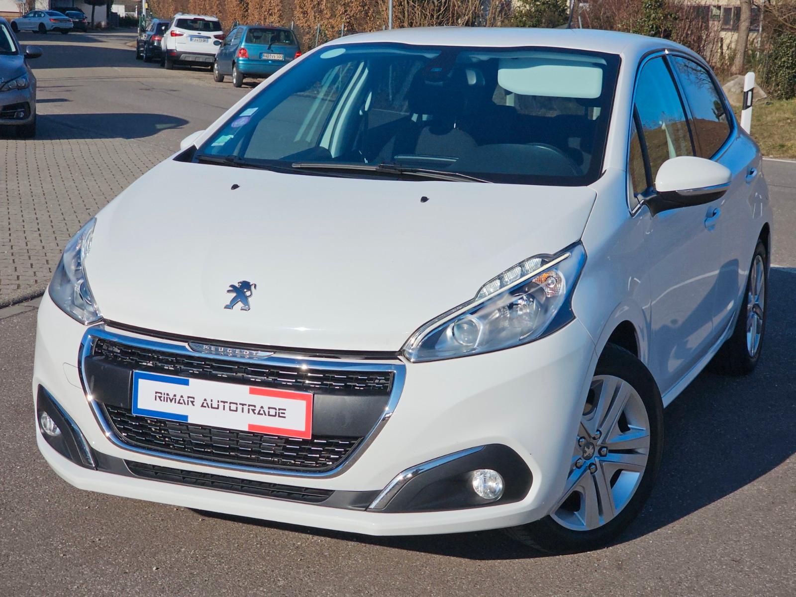 Peugeot 208 Allure,Automatikgetriebe, Zahnriemen neu