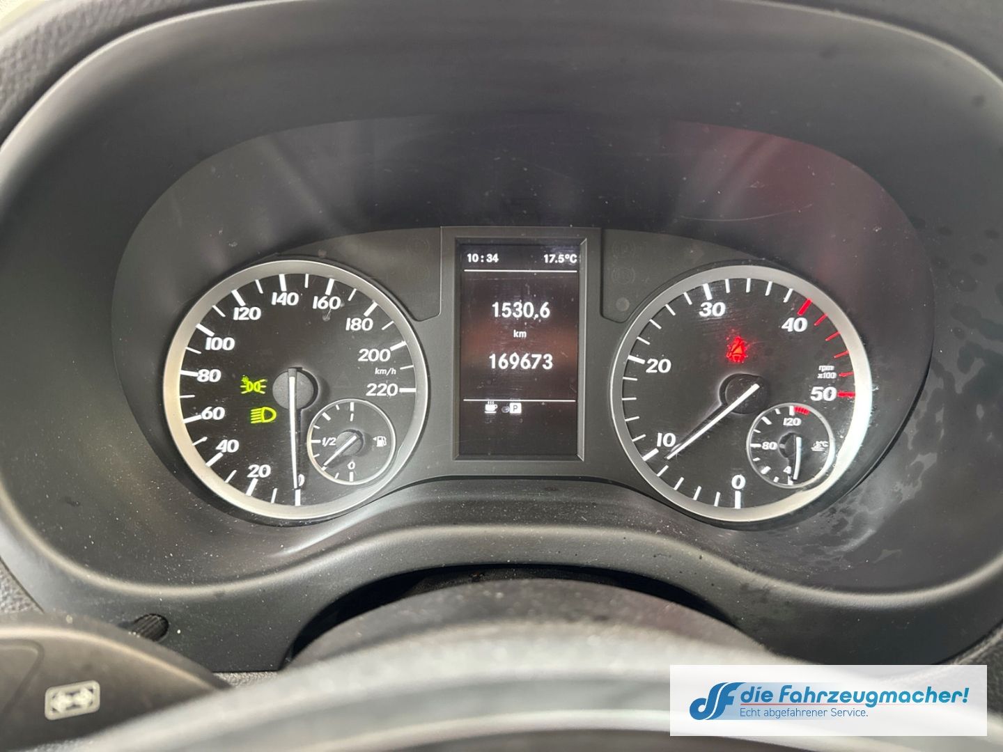 Fahrzeugabbildung Mercedes-Benz Vito Kasten 111 CDI FWD lang BlueTEC  SHZ Parkle