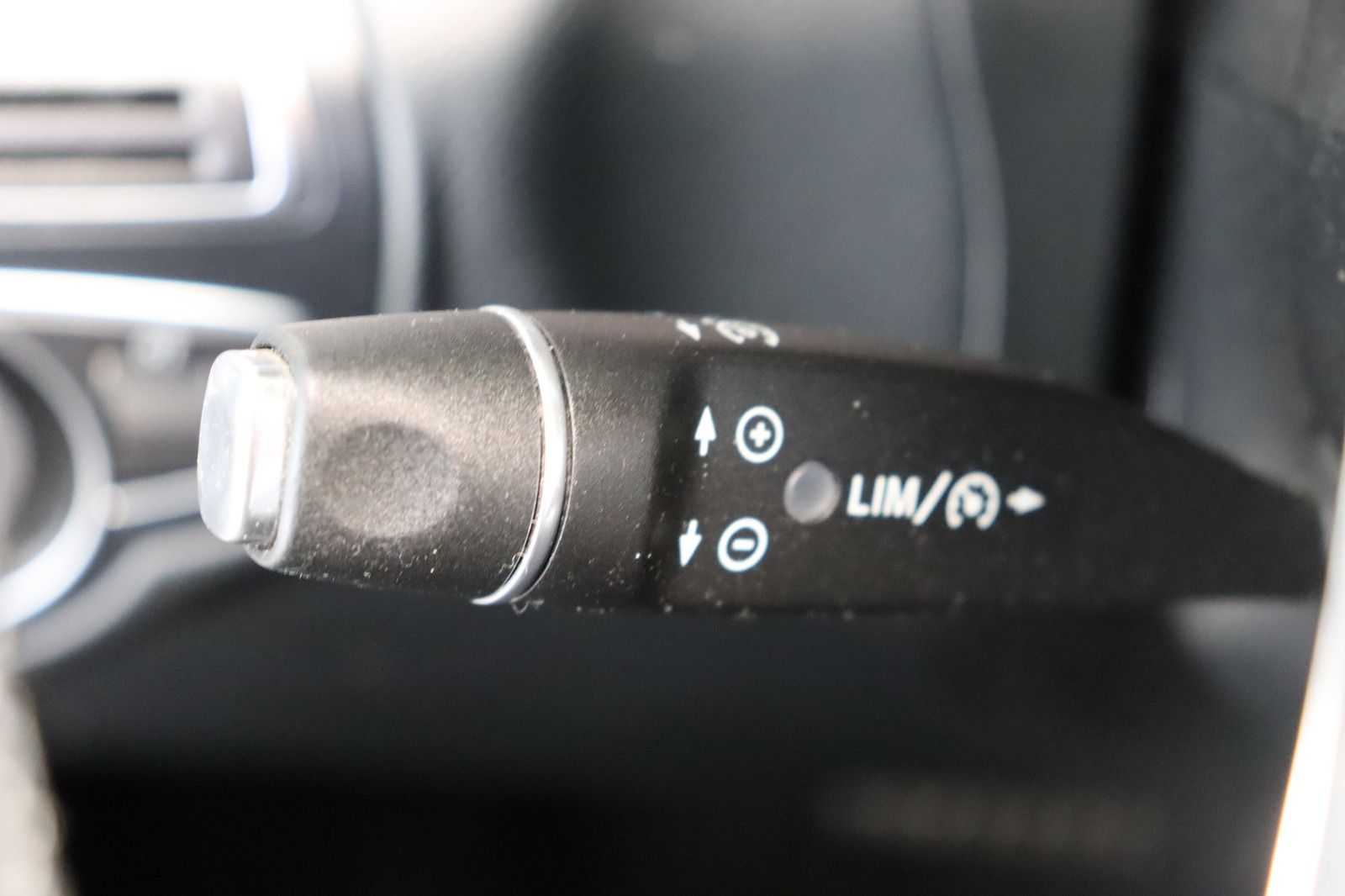 Fahrzeugabbildung Mercedes-Benz GLC 250 d 4Matic Navi * ILS * Sitzhzg