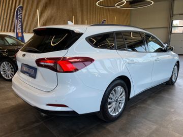 Ford Focus Turnier Cool & Connect 1.5 TDCi*NAVI*LED*