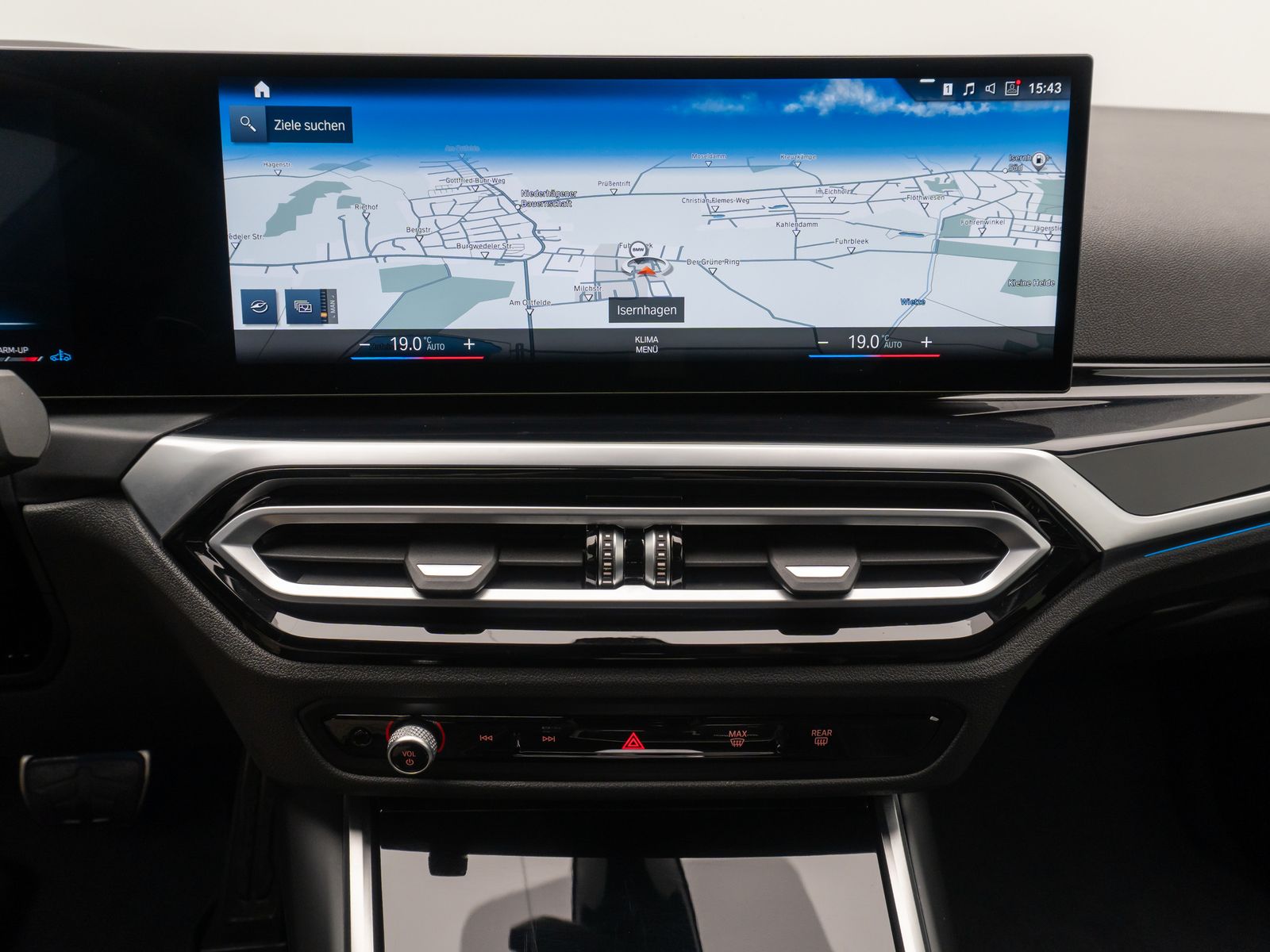 Fahrzeugabbildung BMW 320d M Sport AHK Stop&Go Alarm DAB Komfort 19Zol