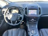 Ford S-Max 2.0 Titanium Aut. Navi+Led+Pano+Ahk+Kamera - Ford S-Max in Mainz