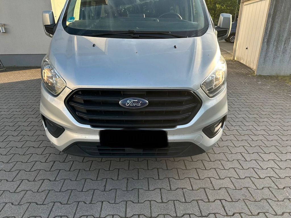 Image of Ford Transit Custom