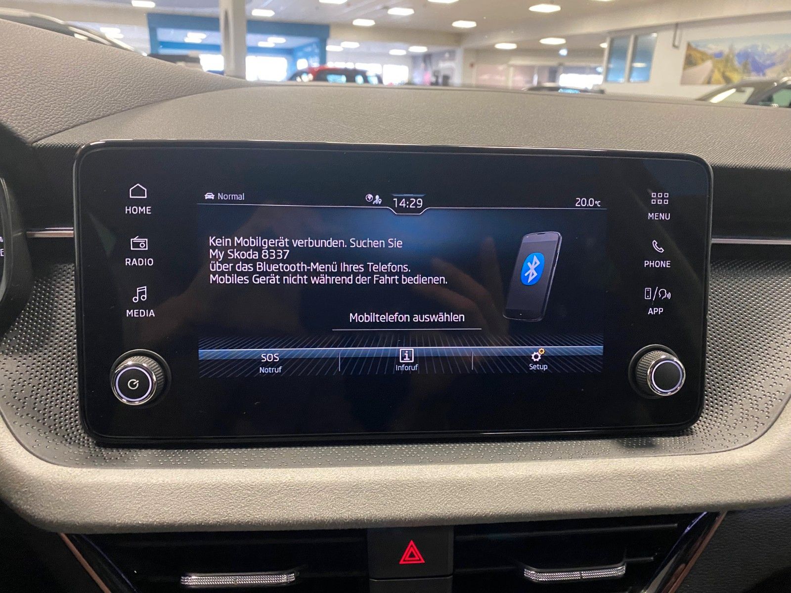 Fahrzeugabbildung SKODA Kamiq 1.0 TSI 85kW DSG Selection ACC+elek.Heck