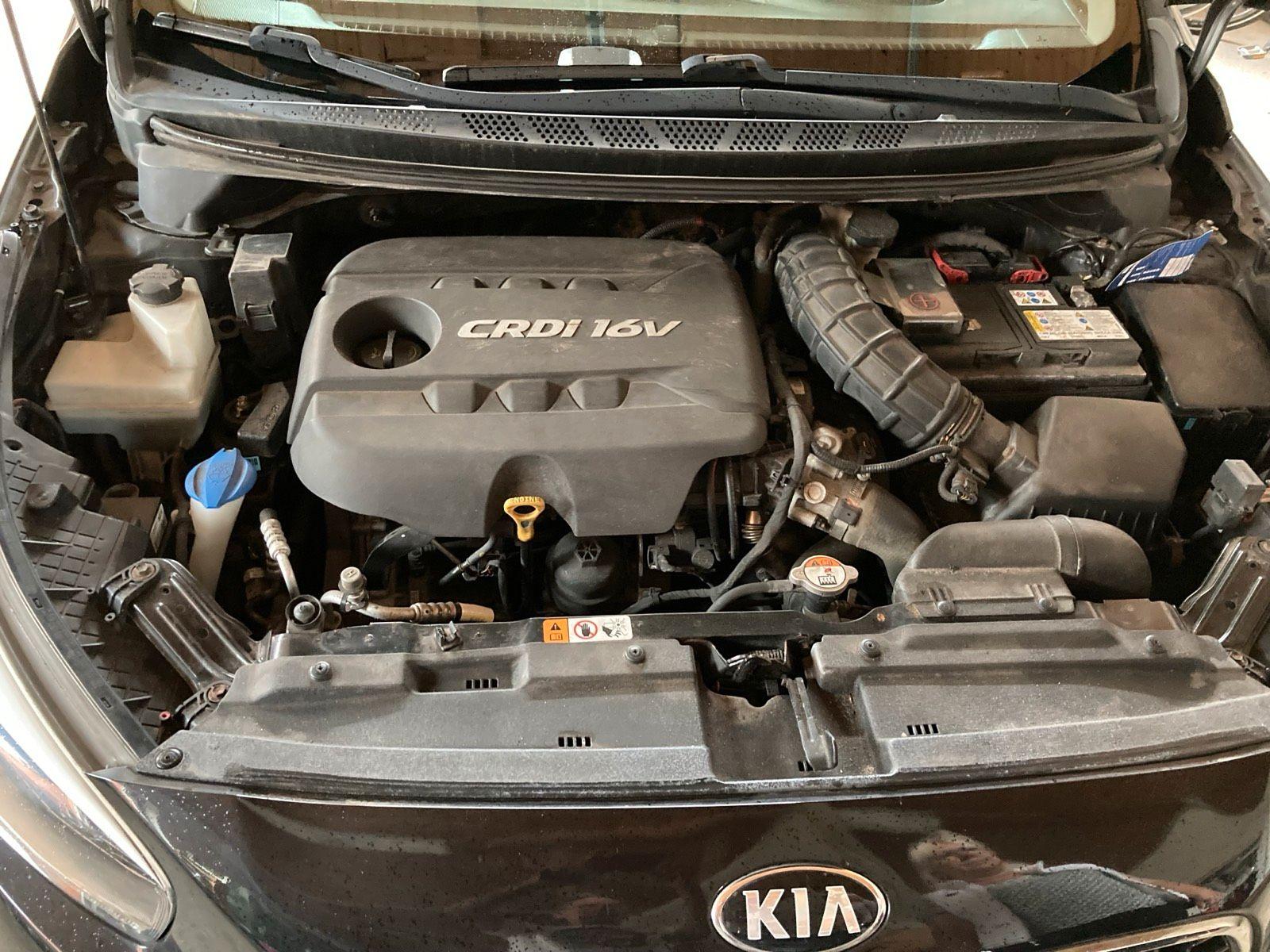 Kia cee'd 2013 — photo 14