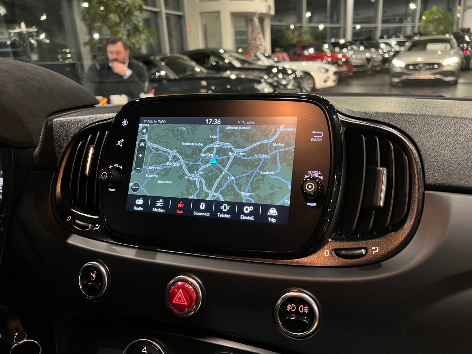 Fahrzeugabbildung Abarth 595C T-Jet NAV DAB PDC ALU