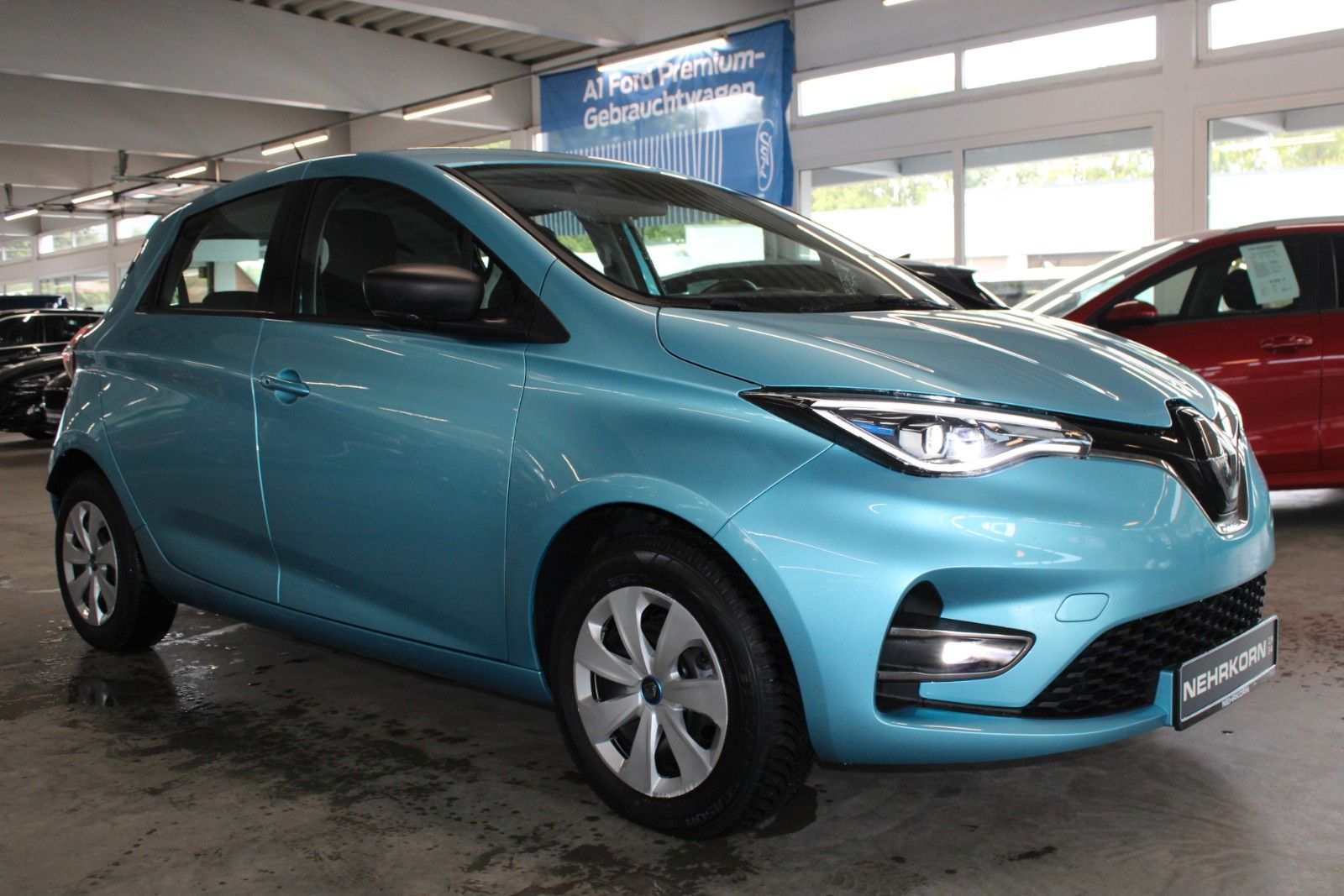 Fahrzeugabbildung Renault ZOE Life R110/Z.E. 40 Kaufbatterie 5-T LED KLIMA