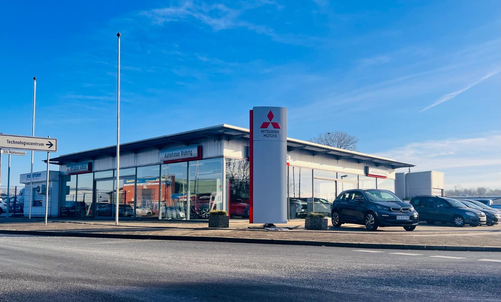 showroom-image-main