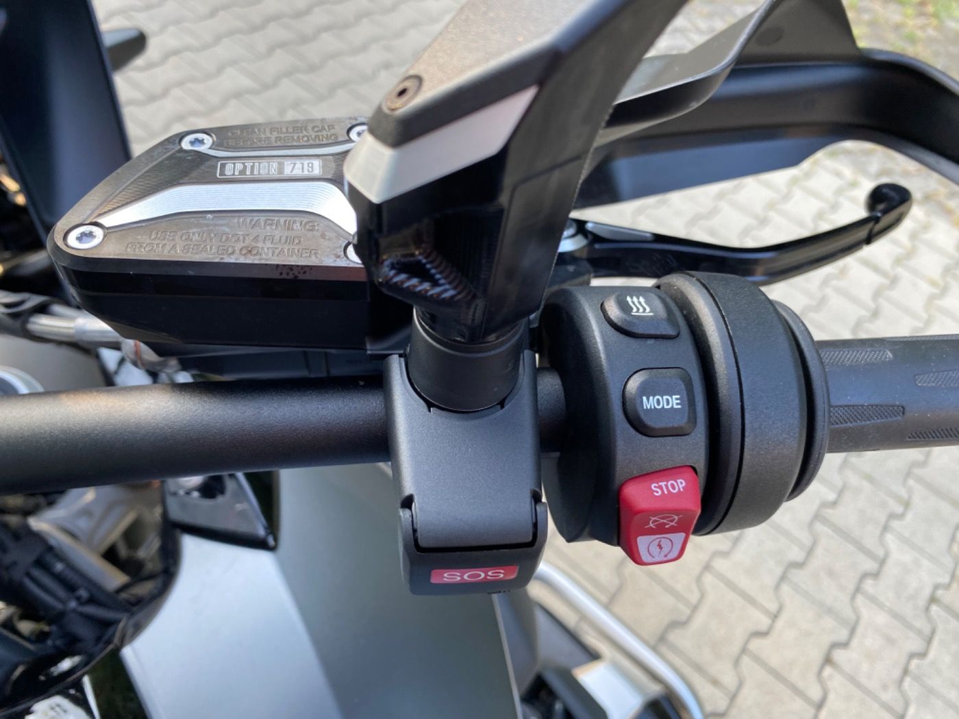 Fahrzeugabbildung BMW R 1250 GS Triple Black Frästeile Seitenkoffer