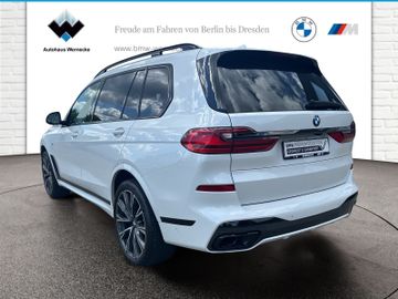 BMW X7 - 7