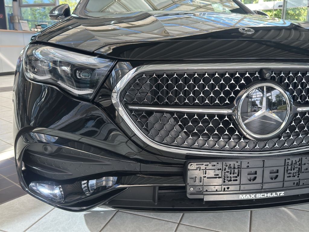 Fahrzeugabbildung Mercedes-Benz E 450 d 4MATIC Limousine AMG*Night*Pano*DIGITAL