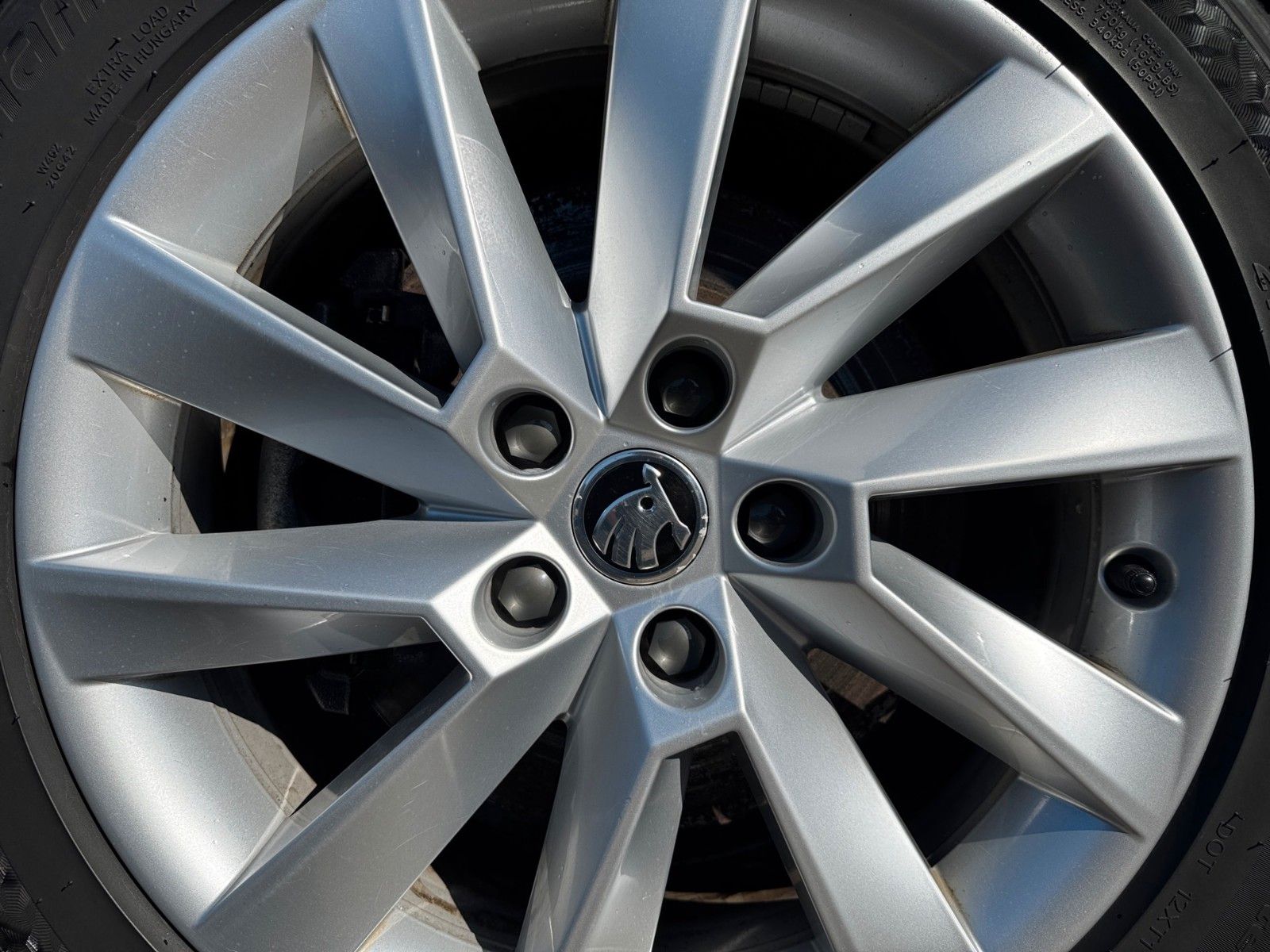 Fahrzeugabbildung SKODA Superb Combi Style 2.0 TSI