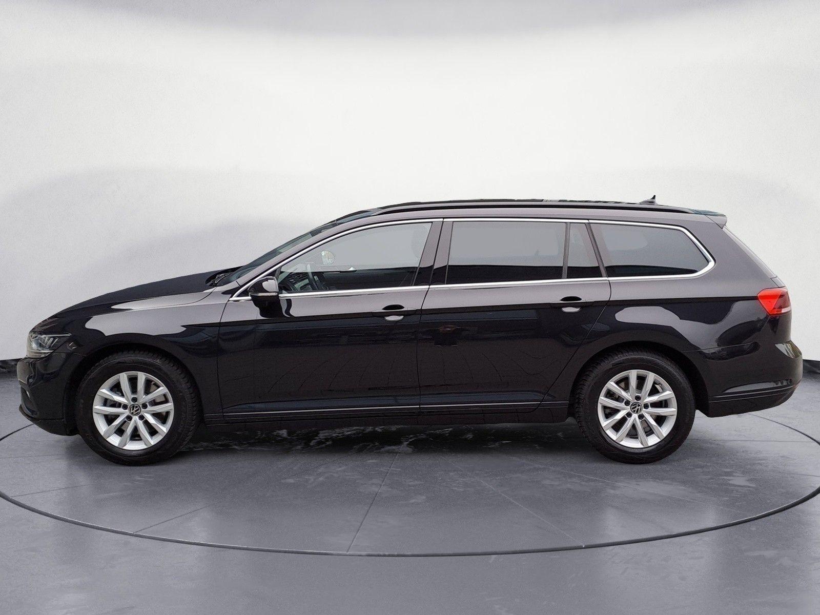 Volkswagen Passat Variant 1.5 TSI DSG Business AHK Navi PDC