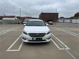 Hyundai Sonata LF 2.0 LPG - Hyundai SONATA: 2.0
