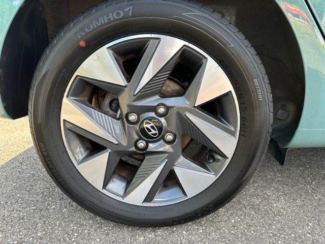 Fahrzeugabbildung Hyundai i10 Trend Navi Apple CarPlay Android Auto Klimaa