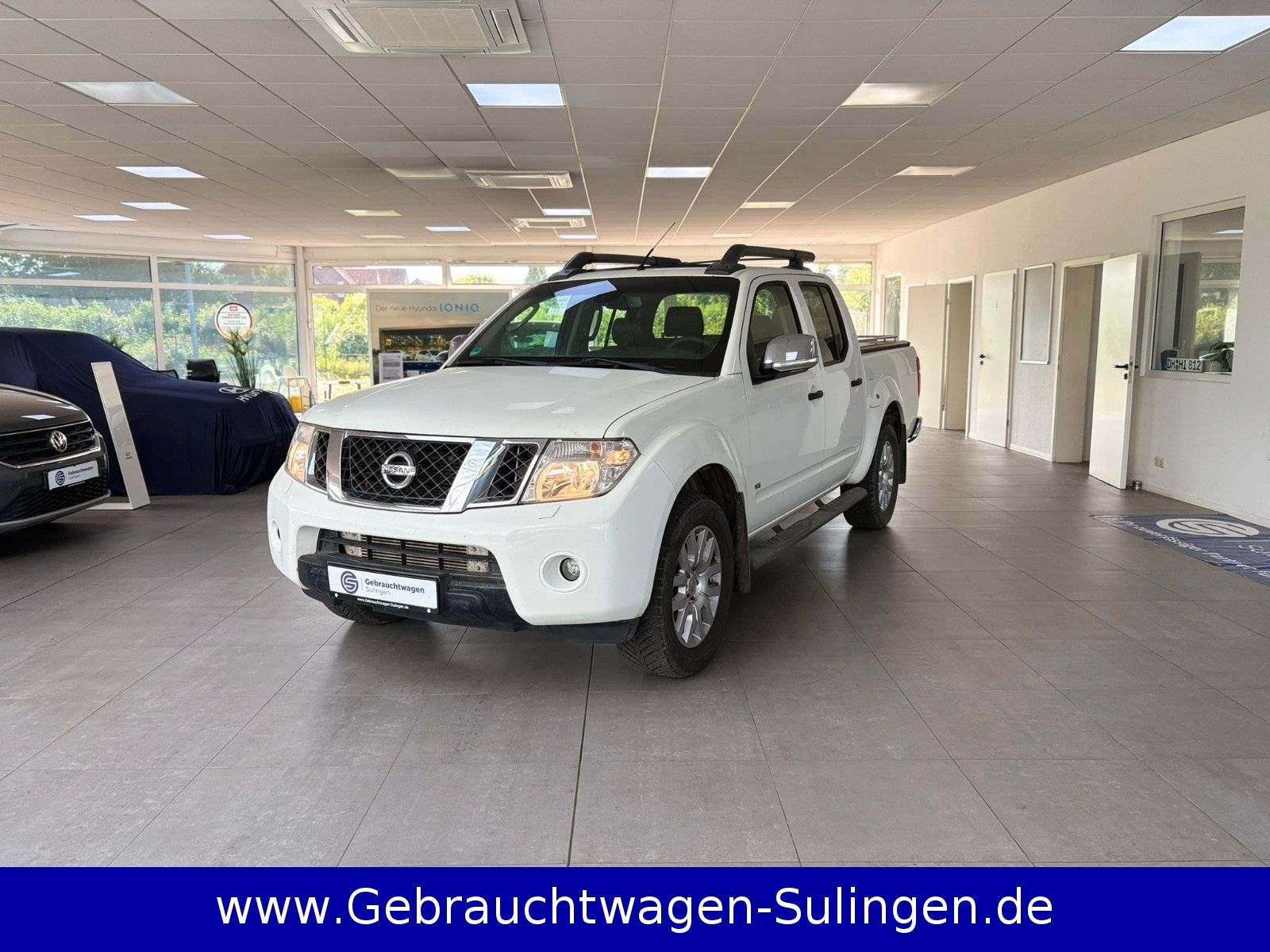 Nissan Navara Double cabine 3.0 231ch - Attelage - Régulateur - Ecran tactile - Sièges chauffants