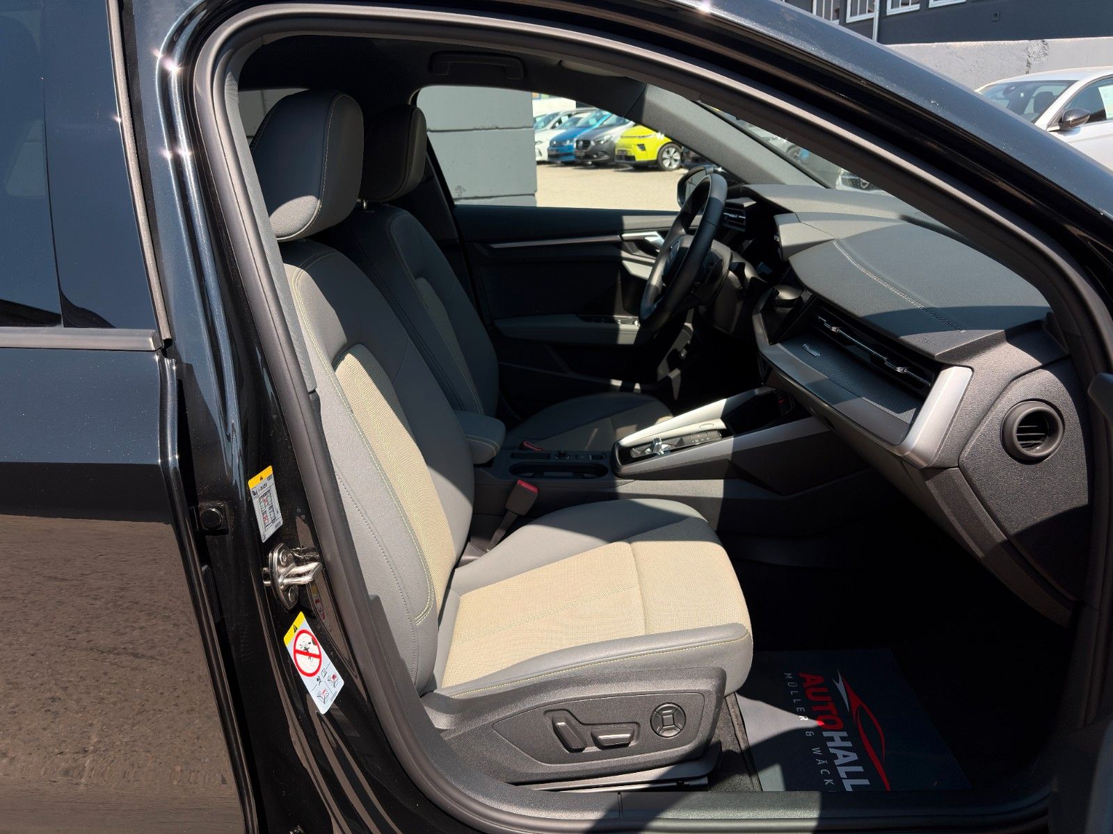 Fahrzeugabbildung Audi A3 Sportback 40 TFSIe Virtual 2Z-Klima PDC SHZ