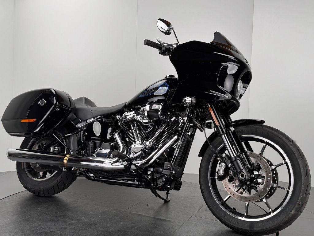 Fahrzeugabbildung Harley-Davidson LOW RIDER ST FXLRST *NEUWERTIG