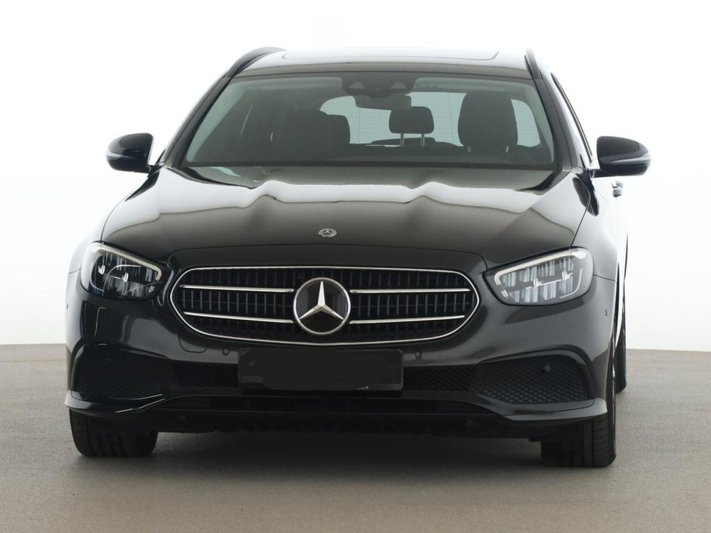Image of Mercedes-Benz E 400