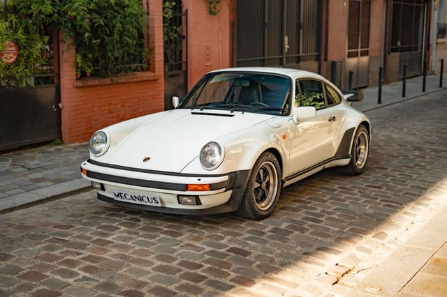 Porsche 911 Type 930 Turbo *White Grand Prix*