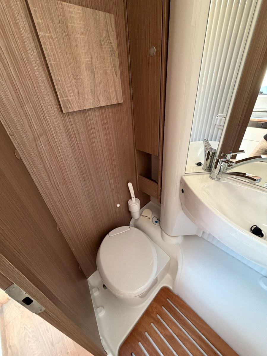 Fahrzeugabbildung Carado T 448