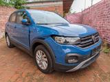Volkswagen T-Cross Life 1.0 TSI Automatik  Unfallschaden - VW T-Cross Unfallwagen