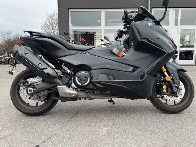 Yamaha TMAX 560  TECHMAX