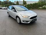 Ford Focus 1,5 TDCi,Navi,Tempomat.Sitzh.,PDC
