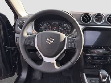 Fotografie 9 des Suzuki Vitara 1.5 Comfort+ Automatik Schiebedach Navi