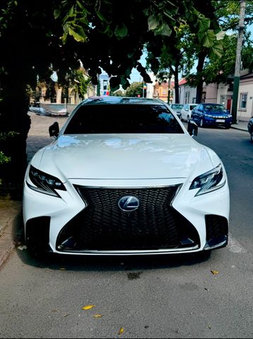 LEXUS LS 500