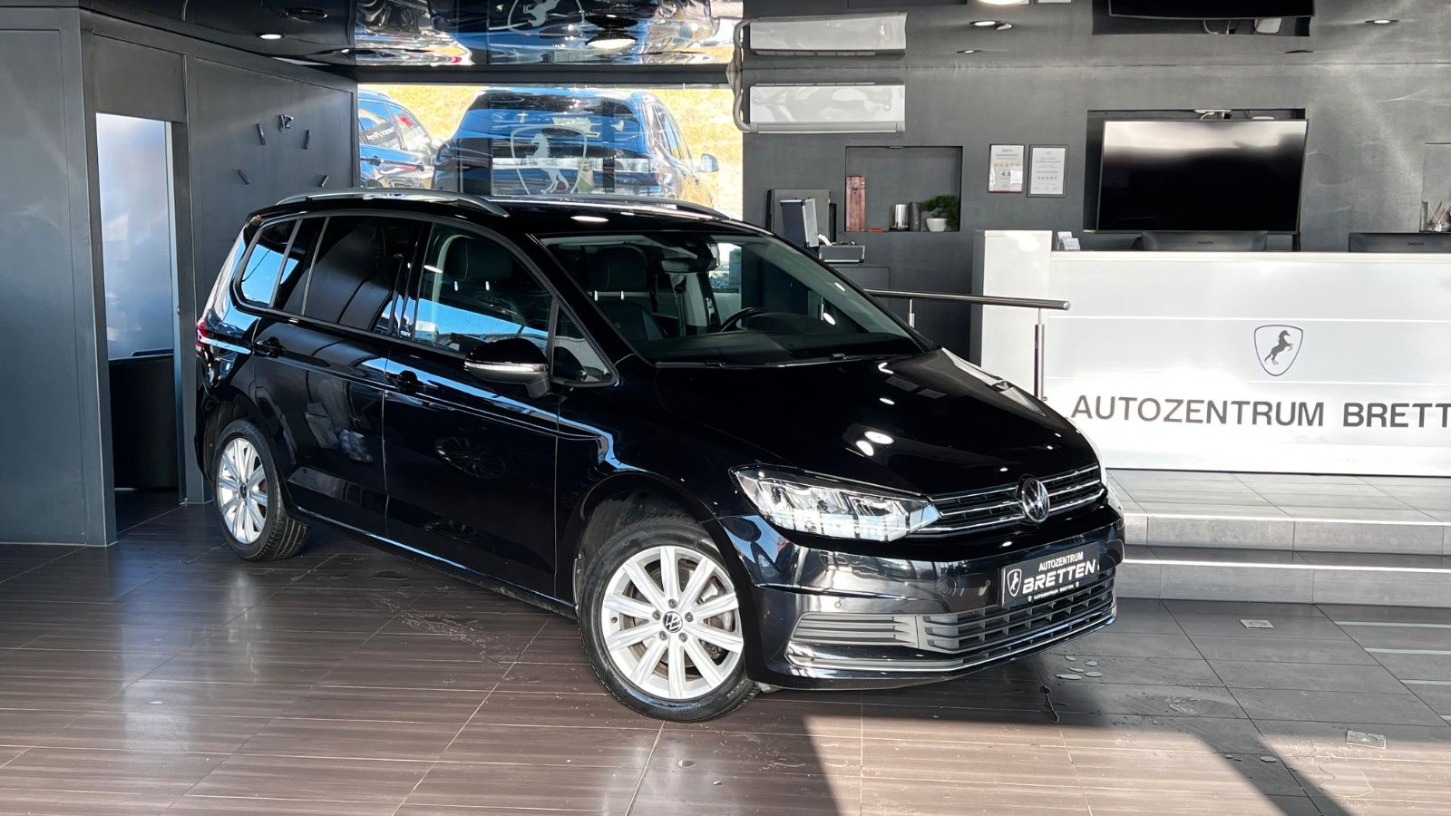 Volkswagen Touran 2.0 TDI  DSG*Kamera*ACC*AHK*7-Sitzer