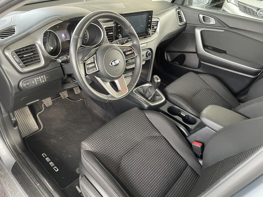 Kia CEED SW SILVER 1.0 T SHZ, KAMERA, PDC, KLIMAAUTO