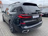 BMW X7 xDrive40i MSport 360Grad SkyLounge AHK SoftCl - BMW X7: M