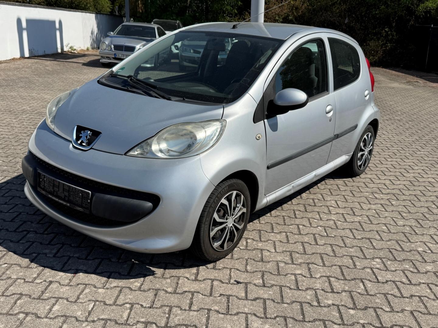 Peugeot 107 Filou *Händlerfahrzeug*