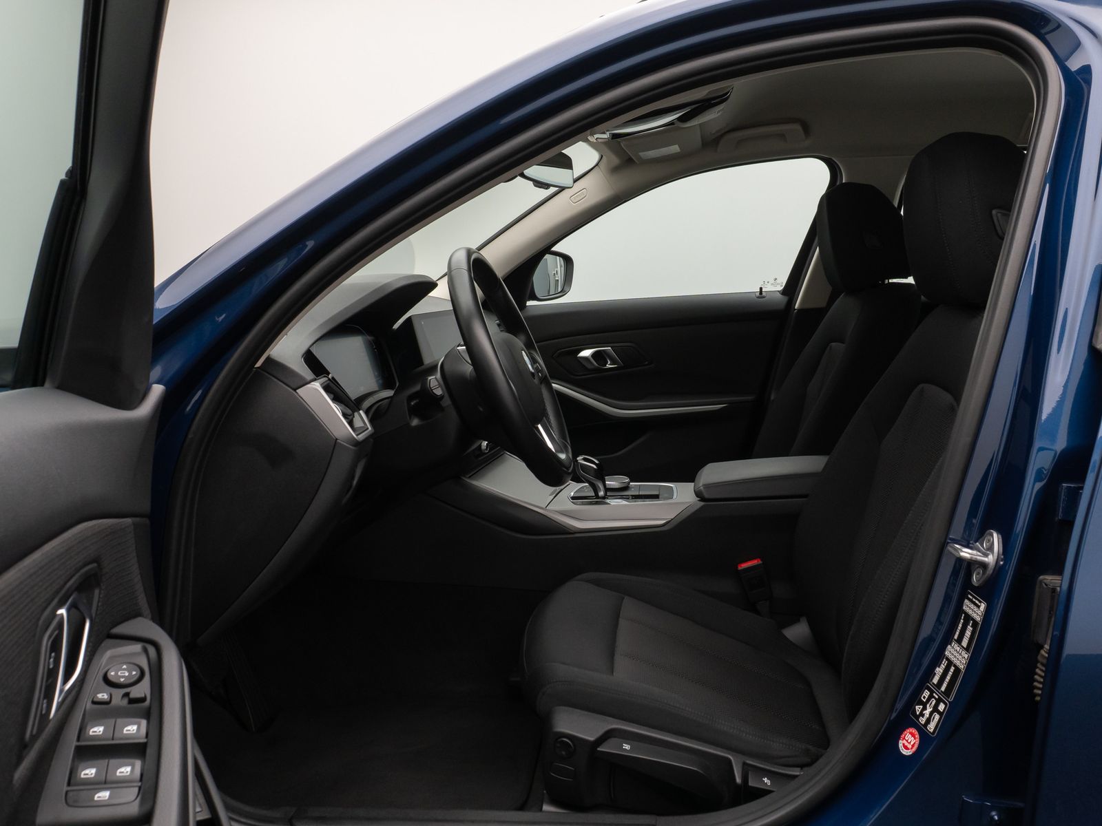 Fahrzeugabbildung BMW 320d xD DAB PDC CockPitPrGeschwindigkeitsreg