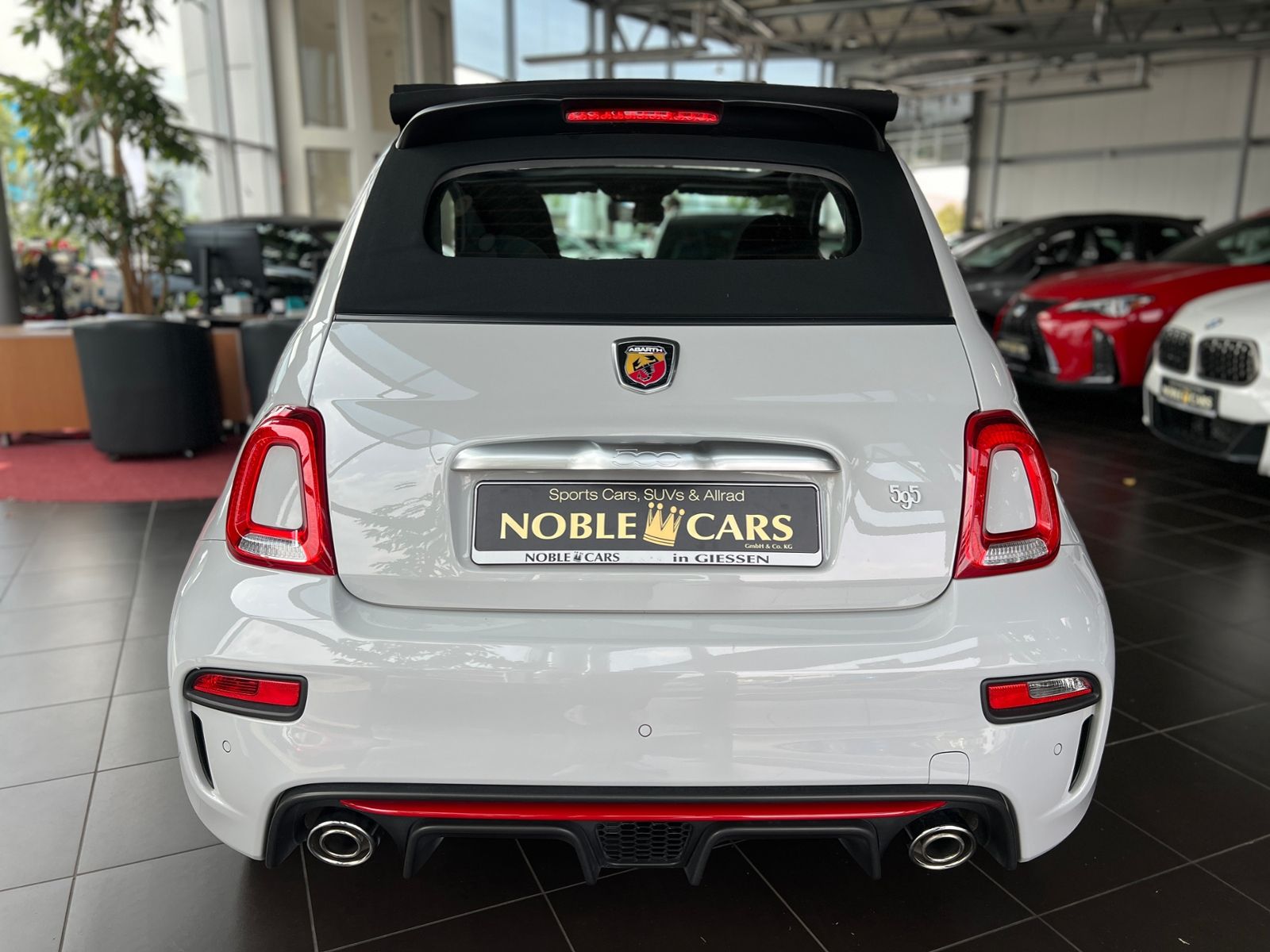 Fahrzeugabbildung Abarth 595C Aut. CARPLAY KLIMA XENON ALU