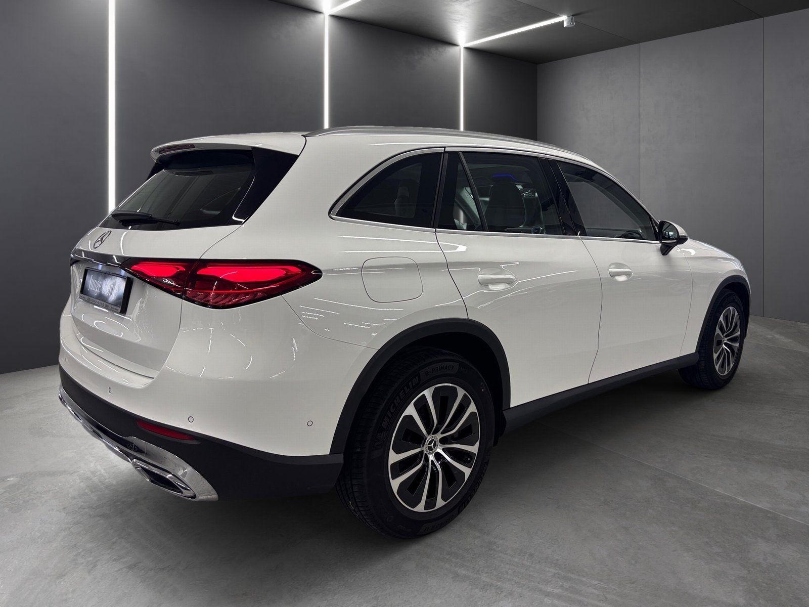 Fahrzeugabbildung Mercedes-Benz GLC 220 d 4M Avantgarde*Pano*Distro*Totwink*Memo