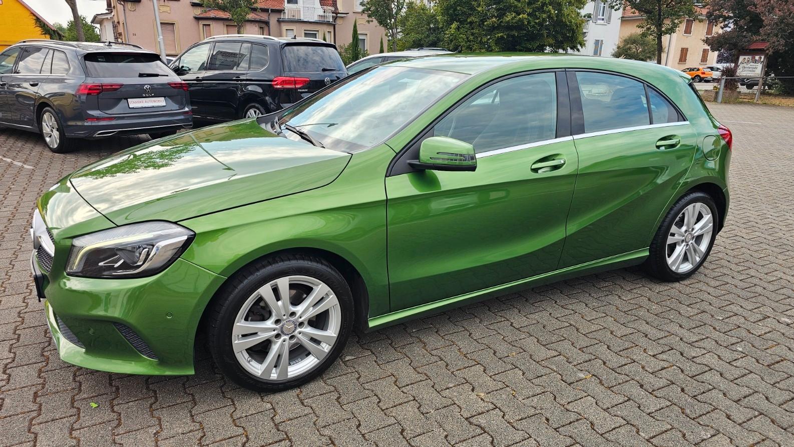 Mercedes-Benz A 180  BlueEfficiency NAVI LED HIGH PERFORMANCE