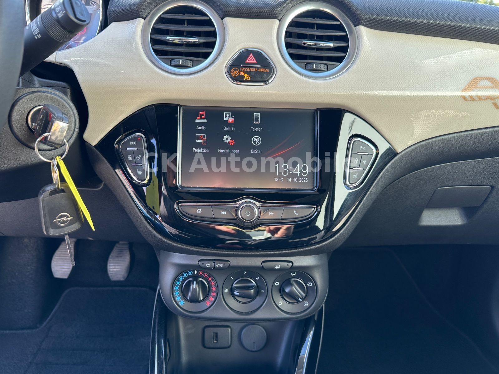 Fahrzeugabbildung Opel Adam Open Air ecoFlex 1.0/Klima/Tempomat/SHZ/PDC
