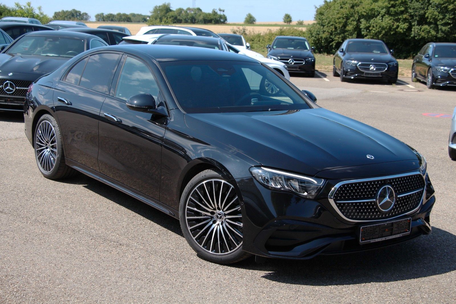 Mercedes-Benz E 220 d NIGHT 20Zoll AMBIENTE ACC GUARD AMG Line foto 3