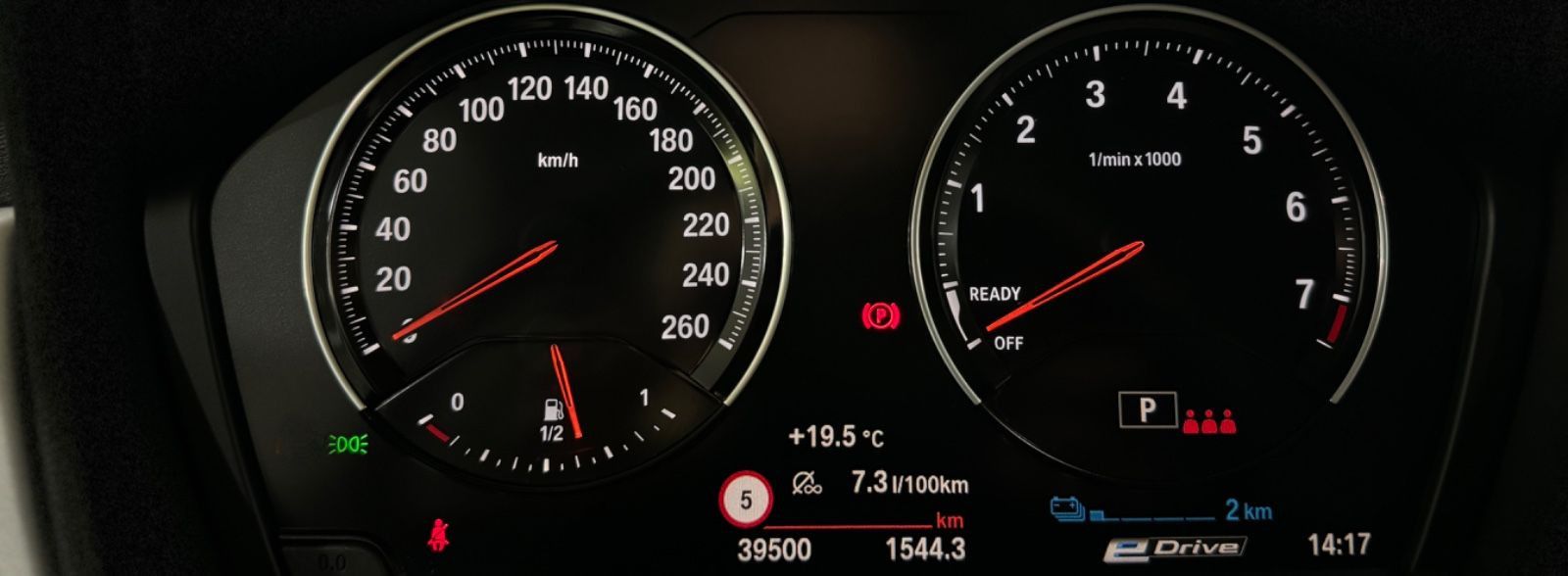 Fahrzeugabbildung BMW X1 xD25e Parkassist DAB Navi Geschwindigkeitsreg