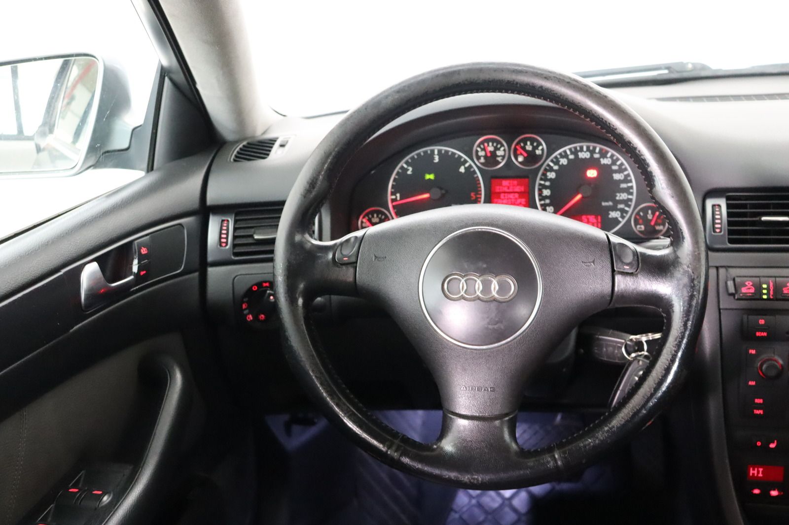 Fahrzeugabbildung Audi A6 Allroad 2.5 TDI quattro Tiptronic * Xenon