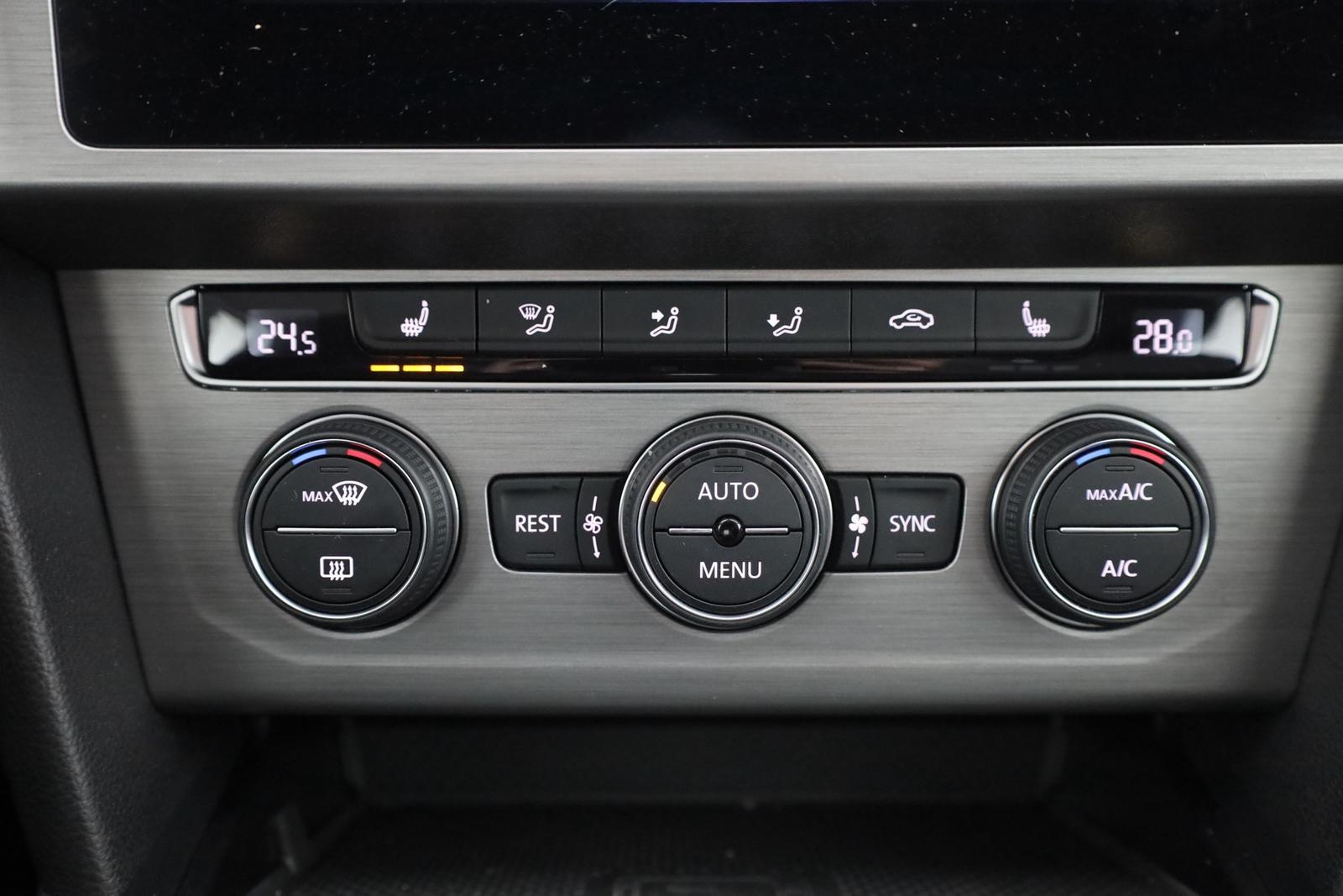Volkswagen Passat 2.0 TDI DSG LED Navi Sitzheizung, миниатюра 12