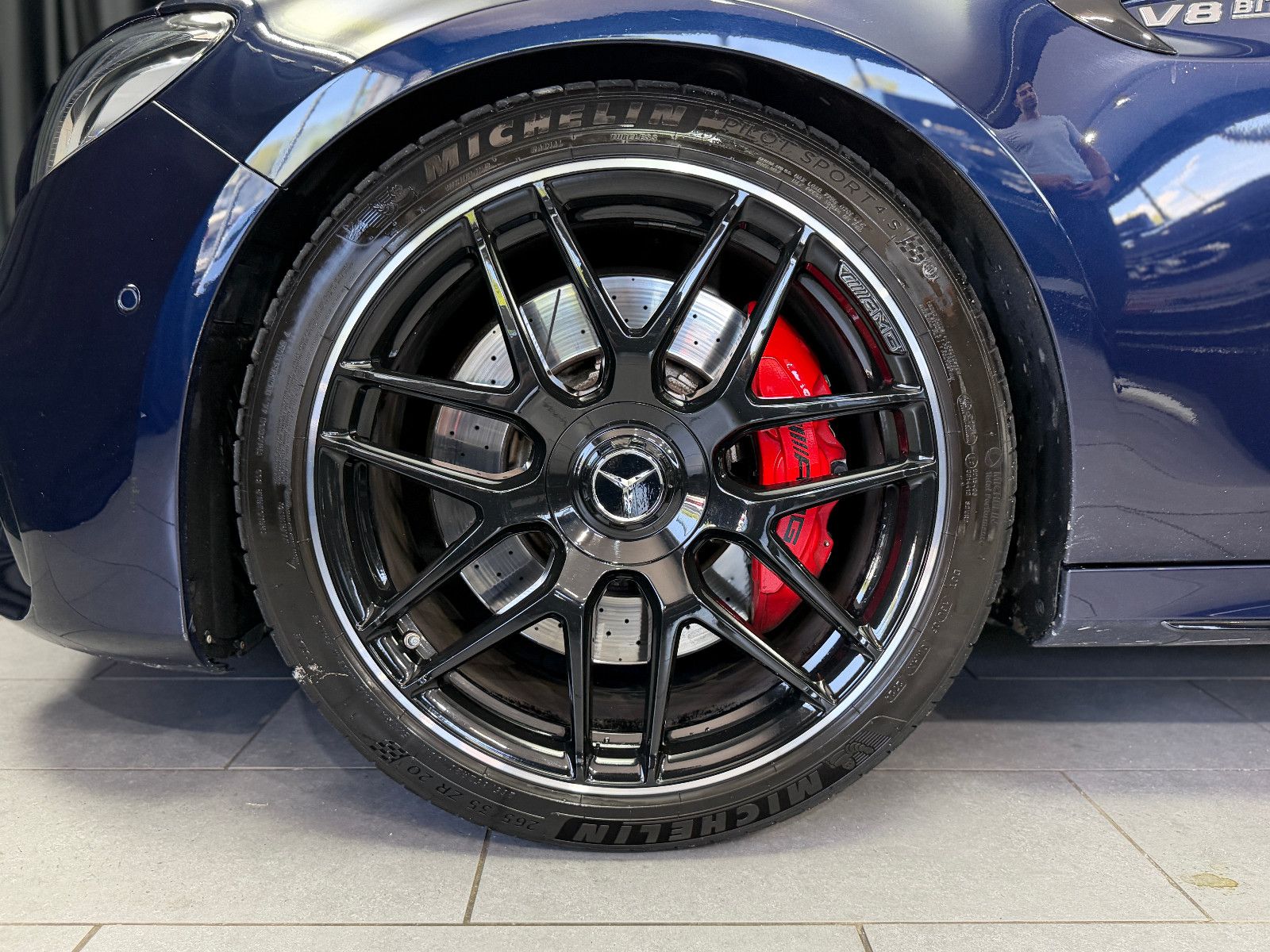 Fahrzeugabbildung Mercedes-Benz E 63 S AMG 4Matic+ |3D-BURMESTER|VOLL