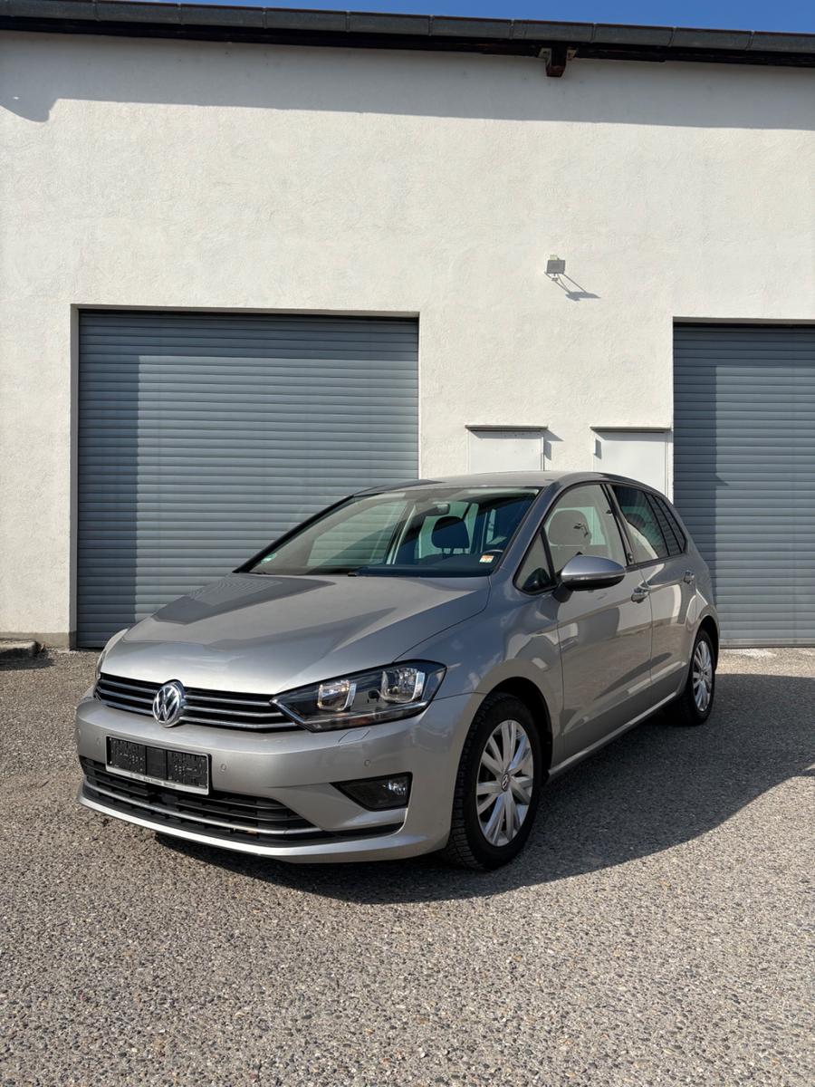 Volkswagen Golf Sportsvan / DSG/ AHK/ Navi/ Scheckheft