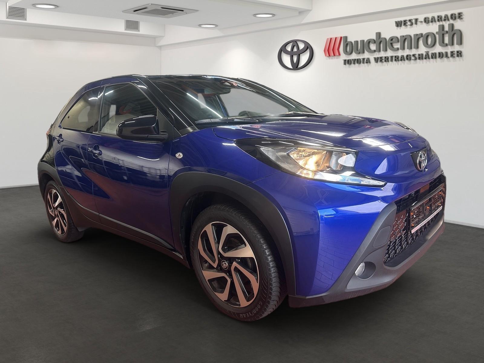 Toyota Aygo X Pulse +Allwetterräder