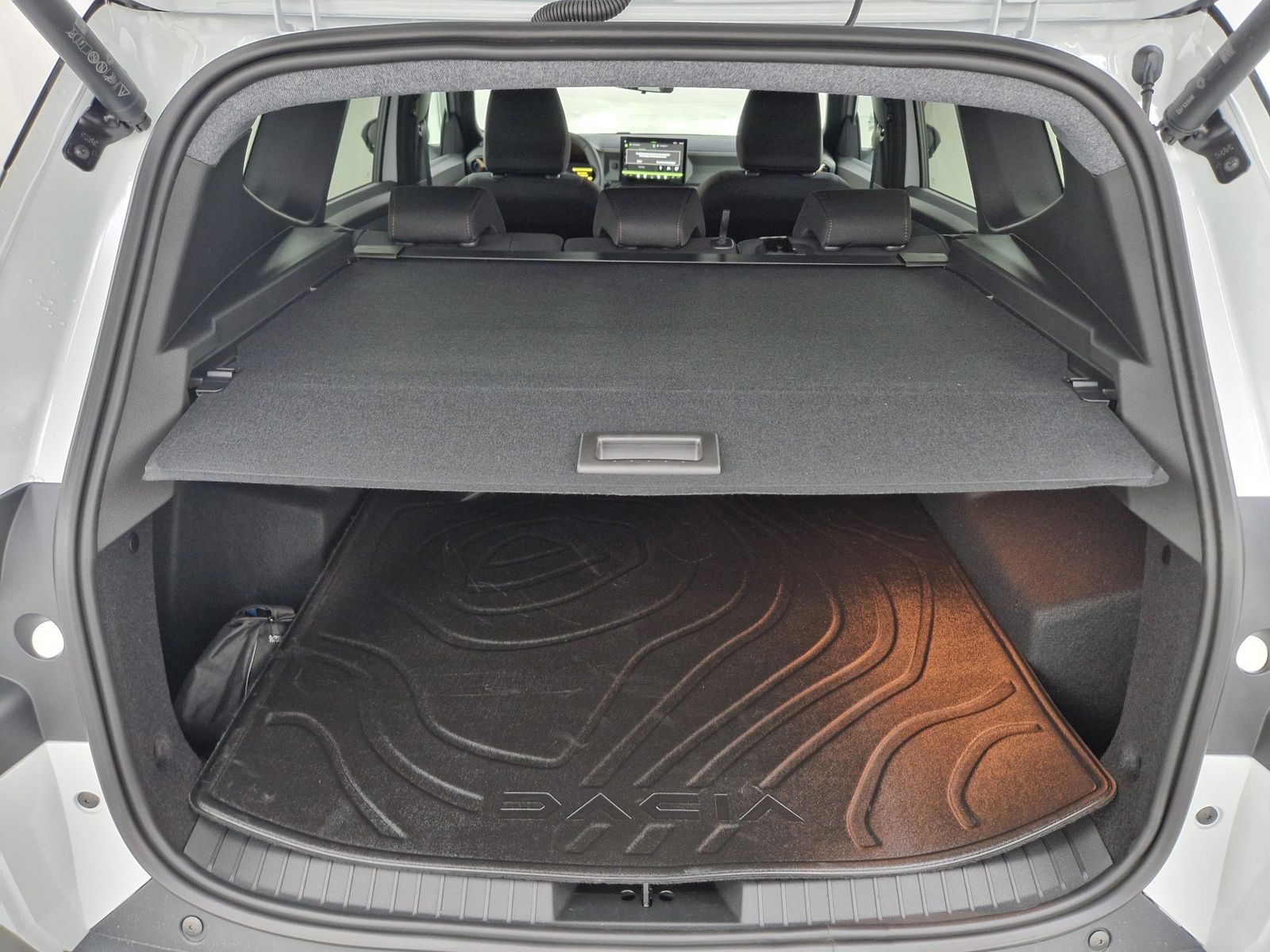 DACIA Bigster  Extreme Hybrid 155 Winter-Plus – Bild 10